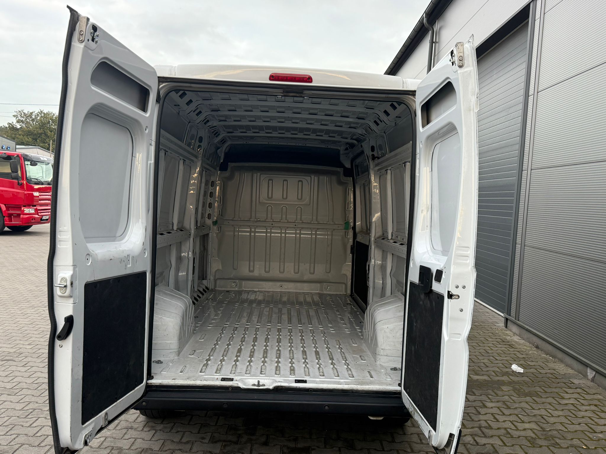 Peugeot Boxer 2023 - zdjęcie 14