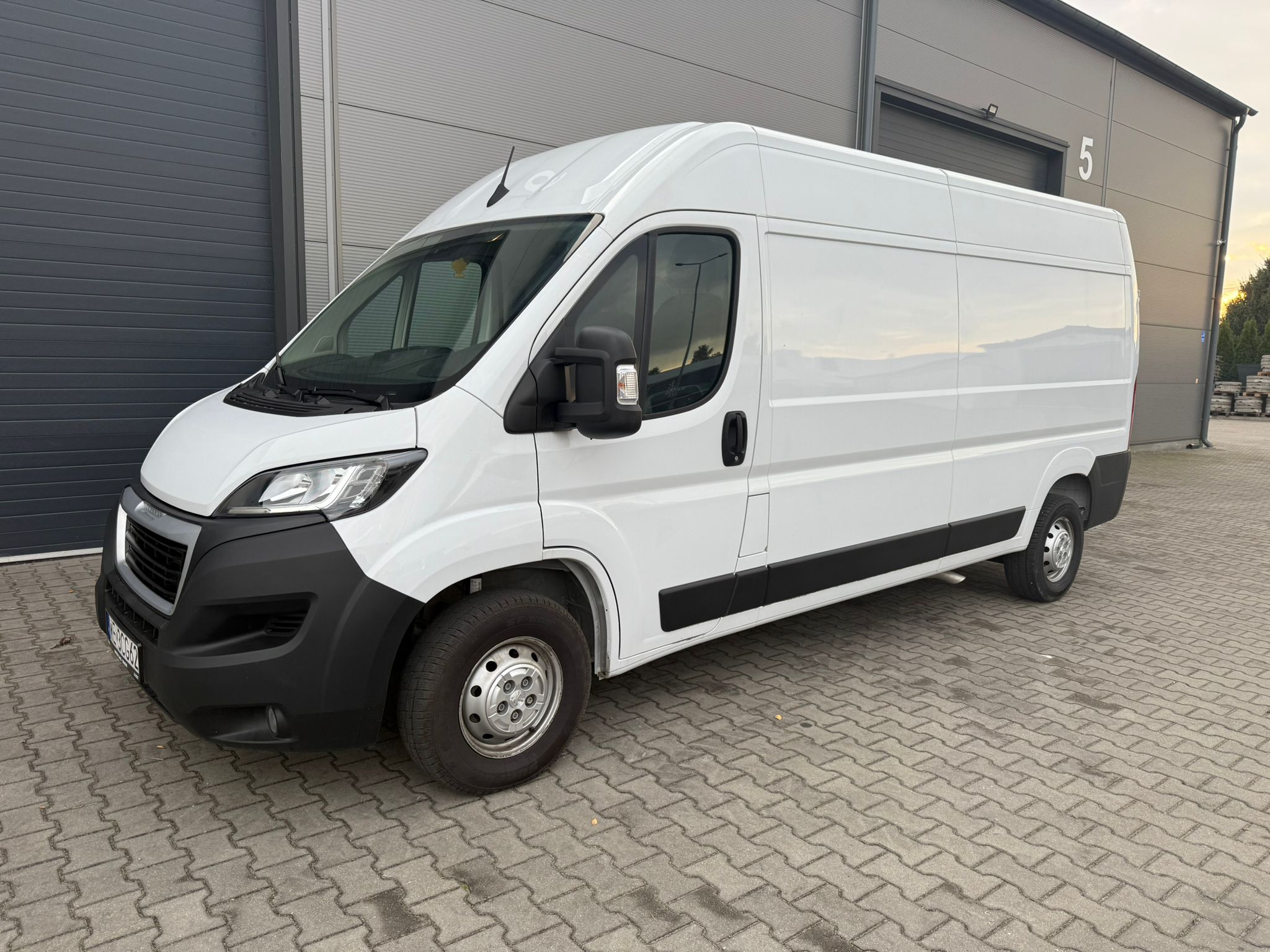 Peugeot Boxer 2023 - zdjęcie 2