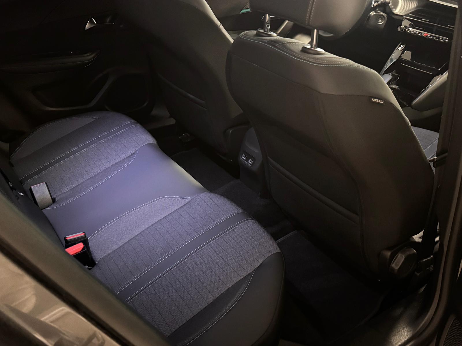 Peugeot 2008 2022 - zdjęcie 32