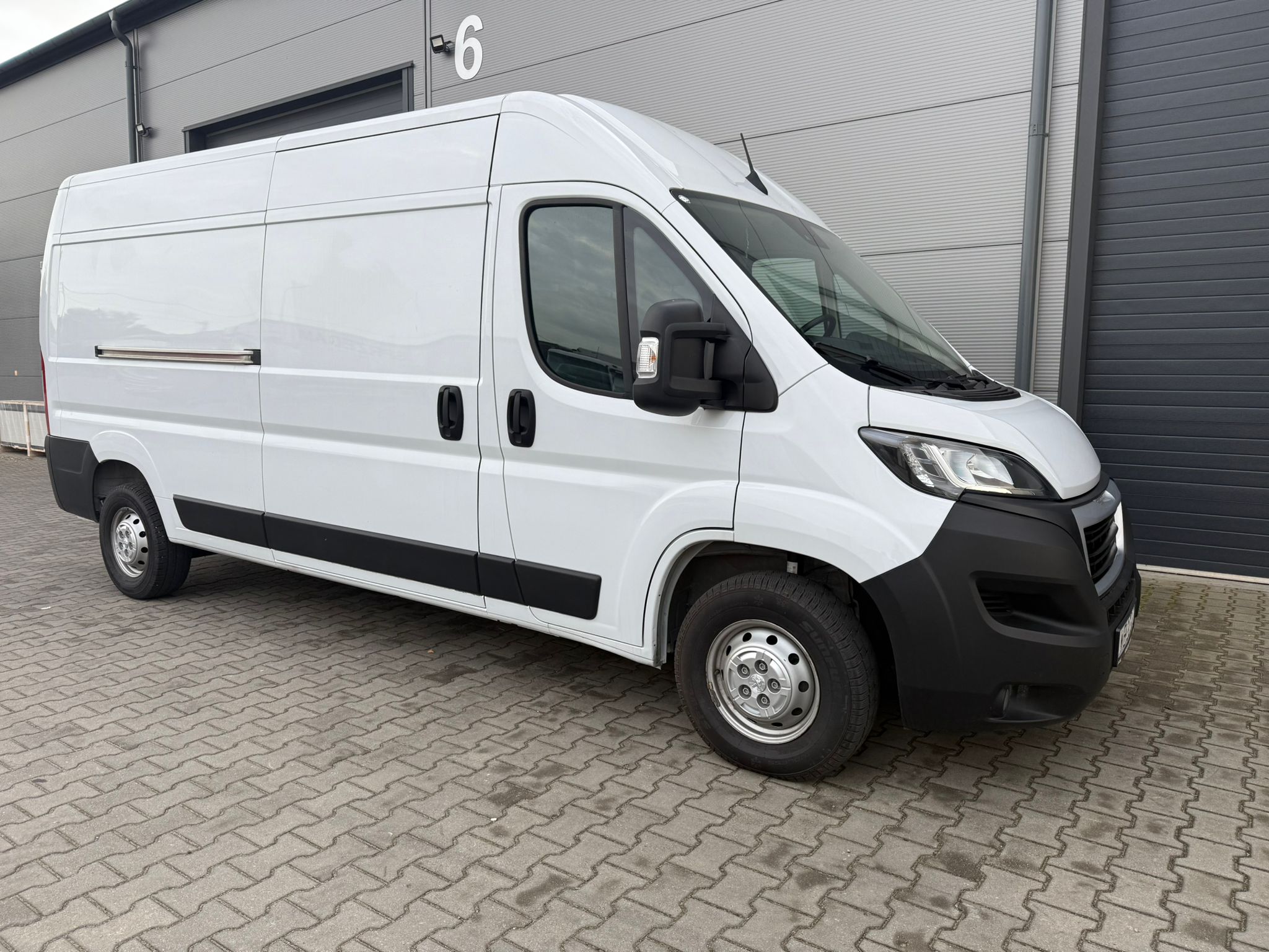 Peugeot Boxer 2023 - zdjęcie 4