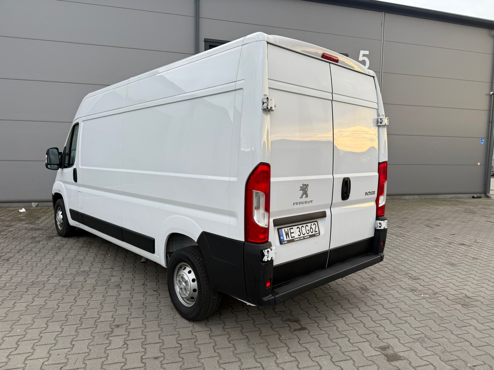 Peugeot Boxer 2023 - zdjęcie 8
