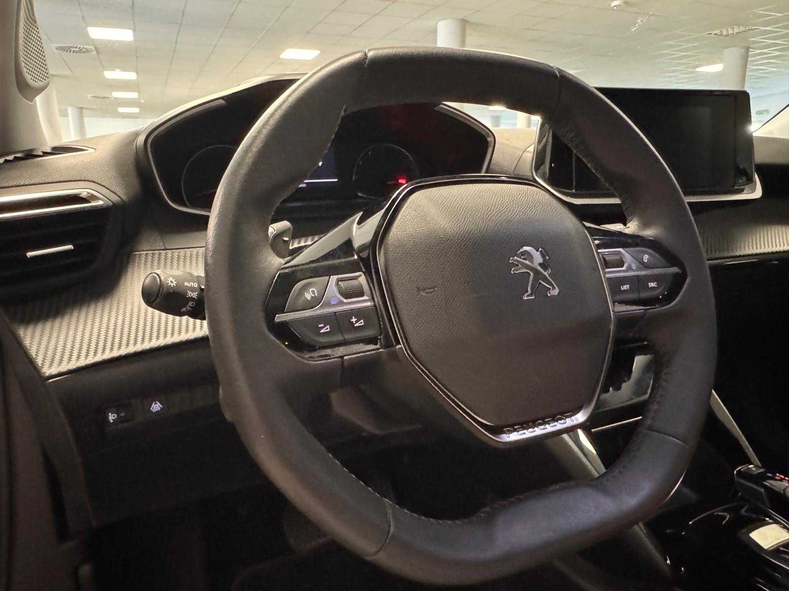 Peugeot 2008 2022 - zdjęcie 9
