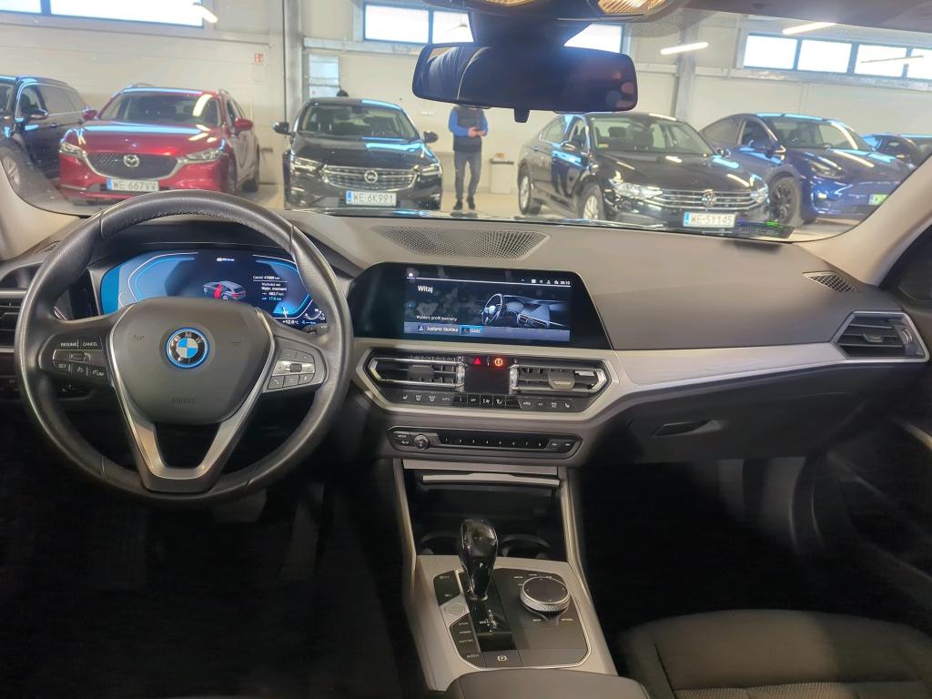 BMW Seria 3 2021 - zdjęcie 5