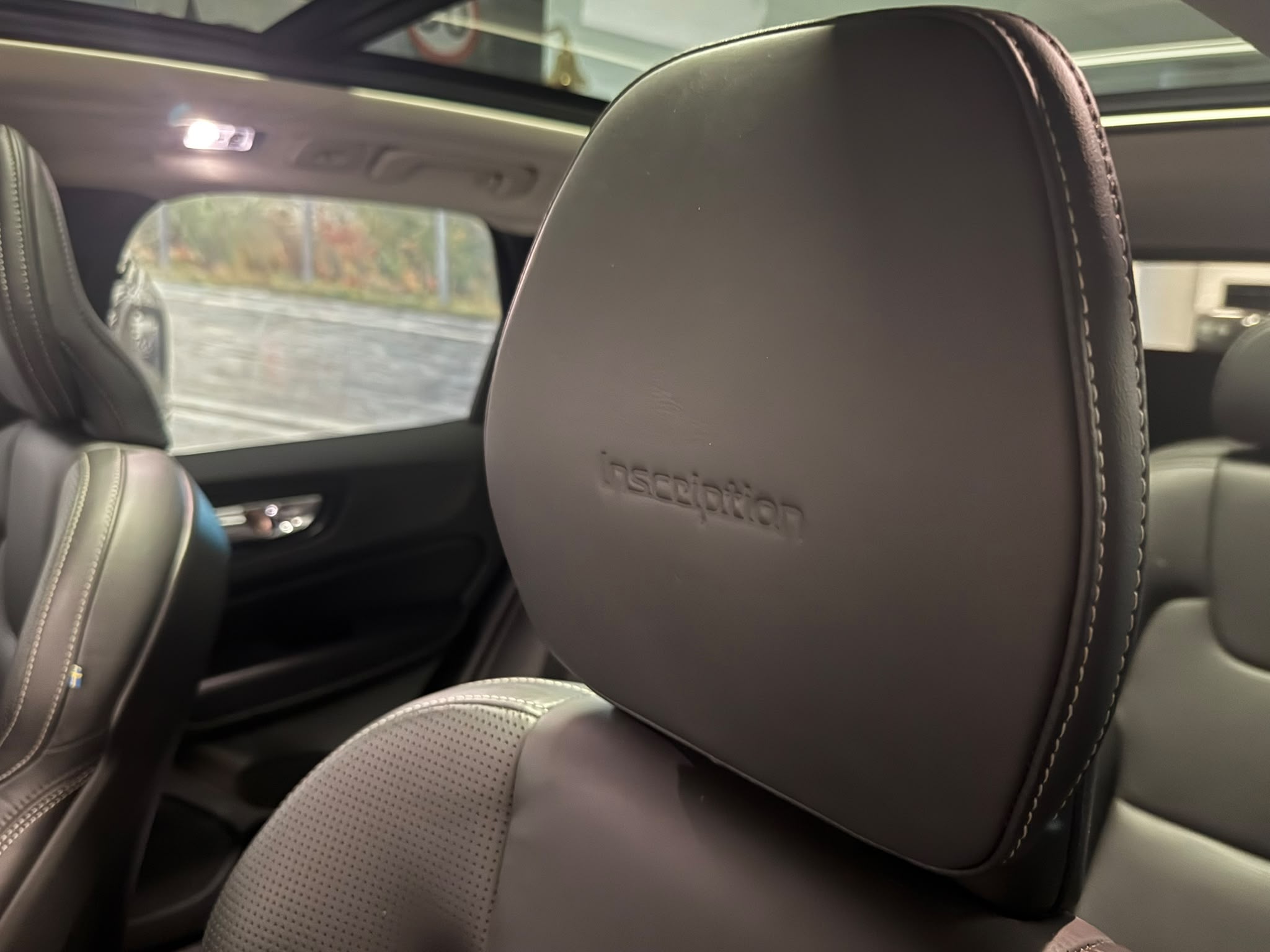 Volvo XC-60 2019 - zdjęcie 21