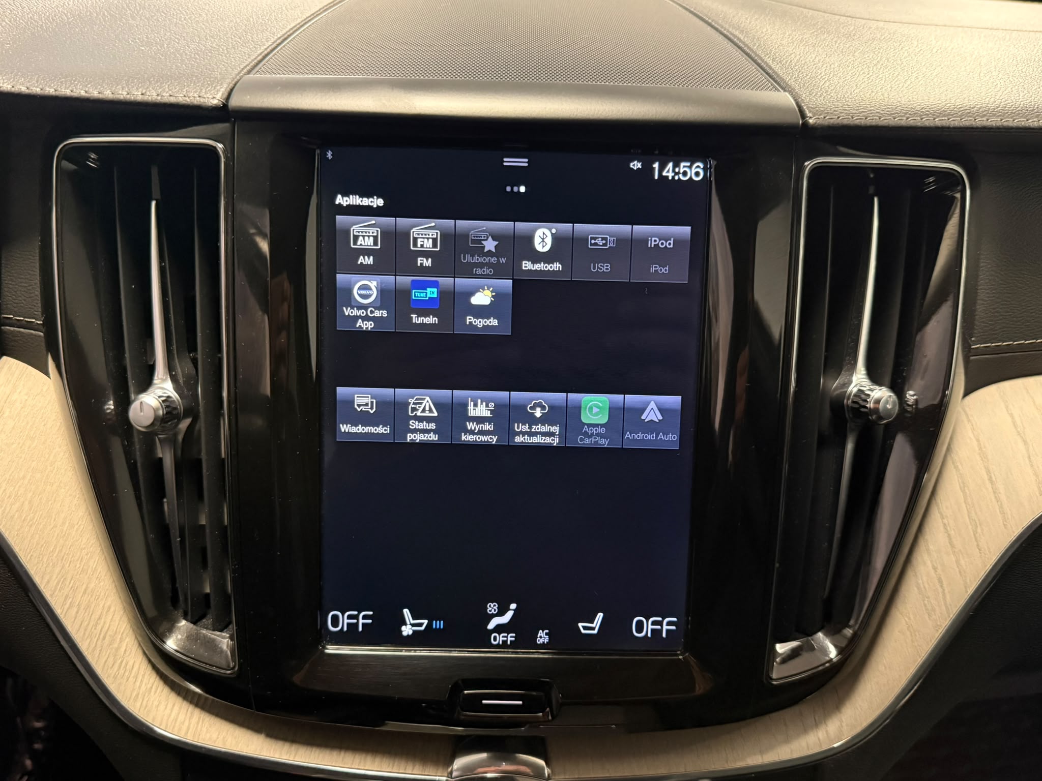 Volvo XC-60 2019 - zdjęcie 30