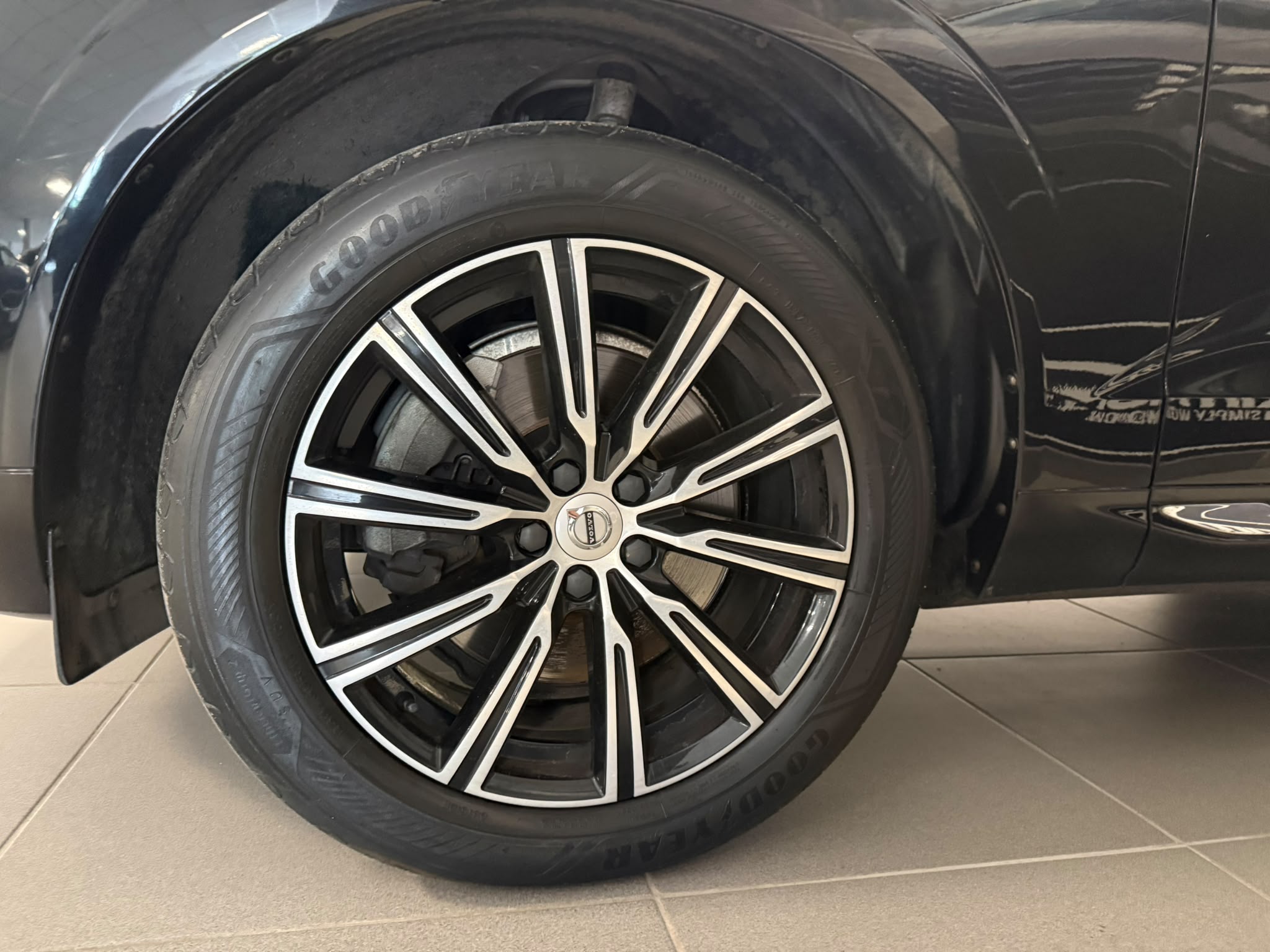 Volvo XC-60 2019 - zdjęcie 37
