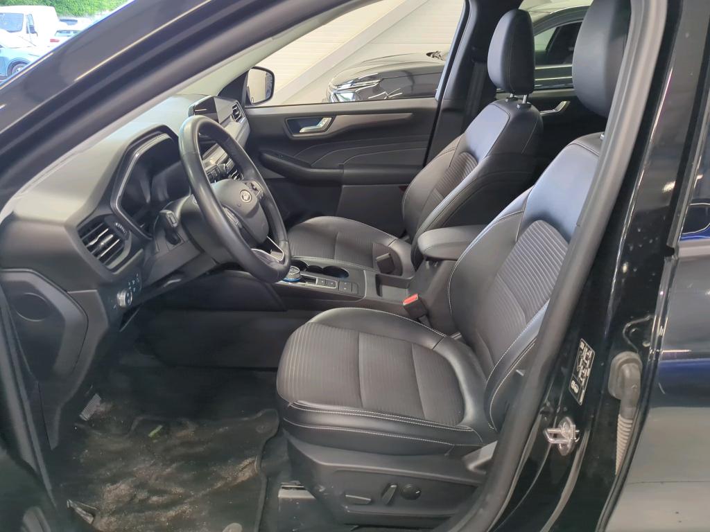 Ford KUGA 2022 - zdjęcie 9
