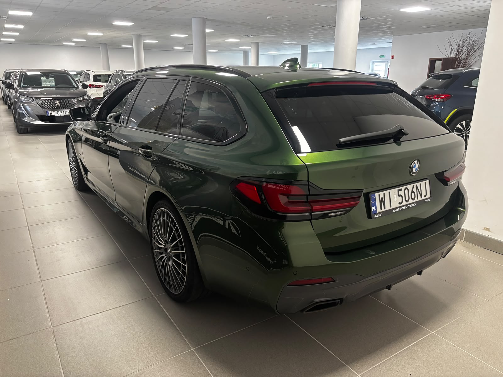 BMW Seria 5 2023 - zdjęcie 3