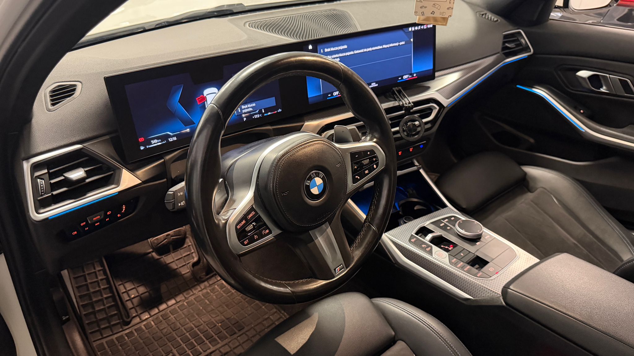 BMW Seria 3 2023 - zdjęcie 12