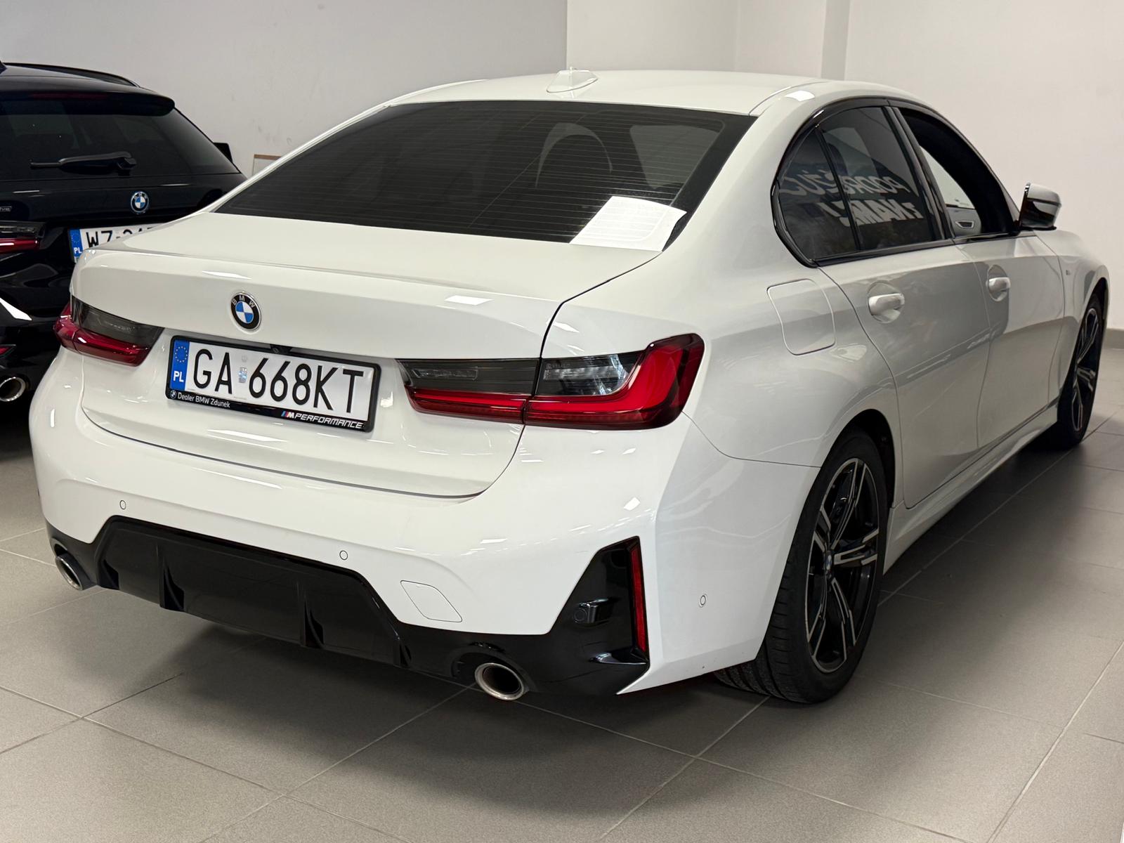 BMW Seria 3 2023 - zdjęcie 4
