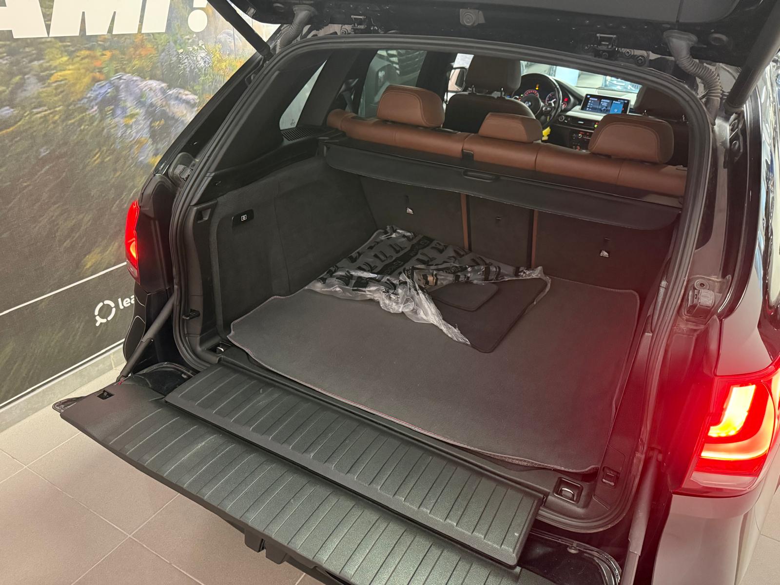 BMW X5 2017 - zdjęcie 32