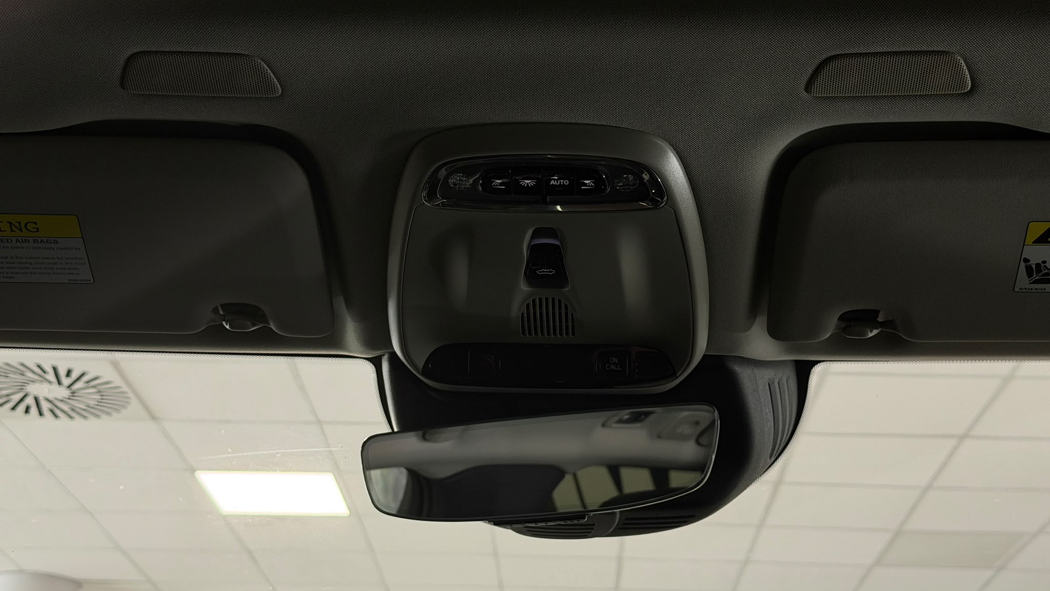 Volvo XC60 2020 - zdjęcie 40