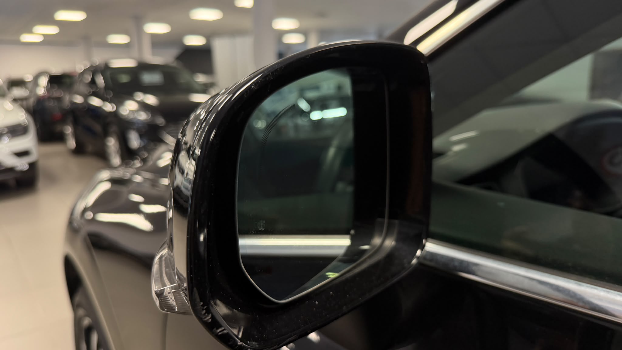 Volvo XC60 2020 - zdjęcie 42