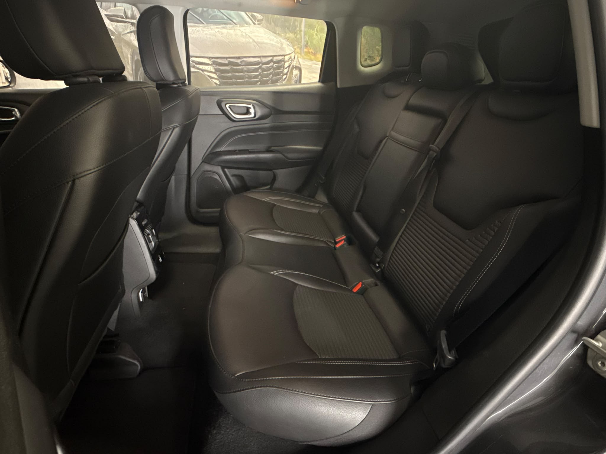 Jeep Compass 2022 - zdjęcie 27