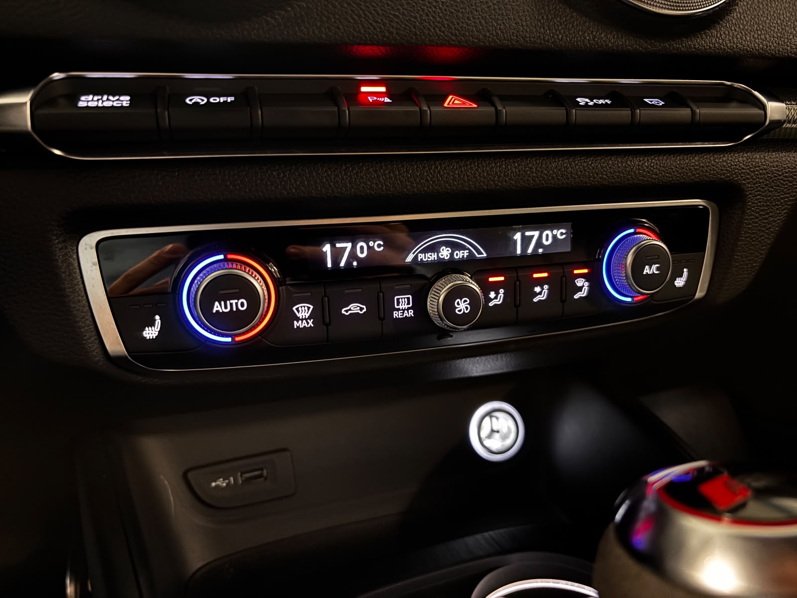 AUDI RS3 2019 - zdjęcie 22