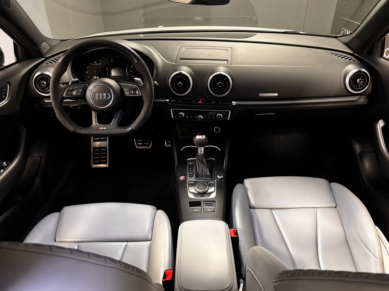 AUDI RS3 2019 - zdjęcie 13