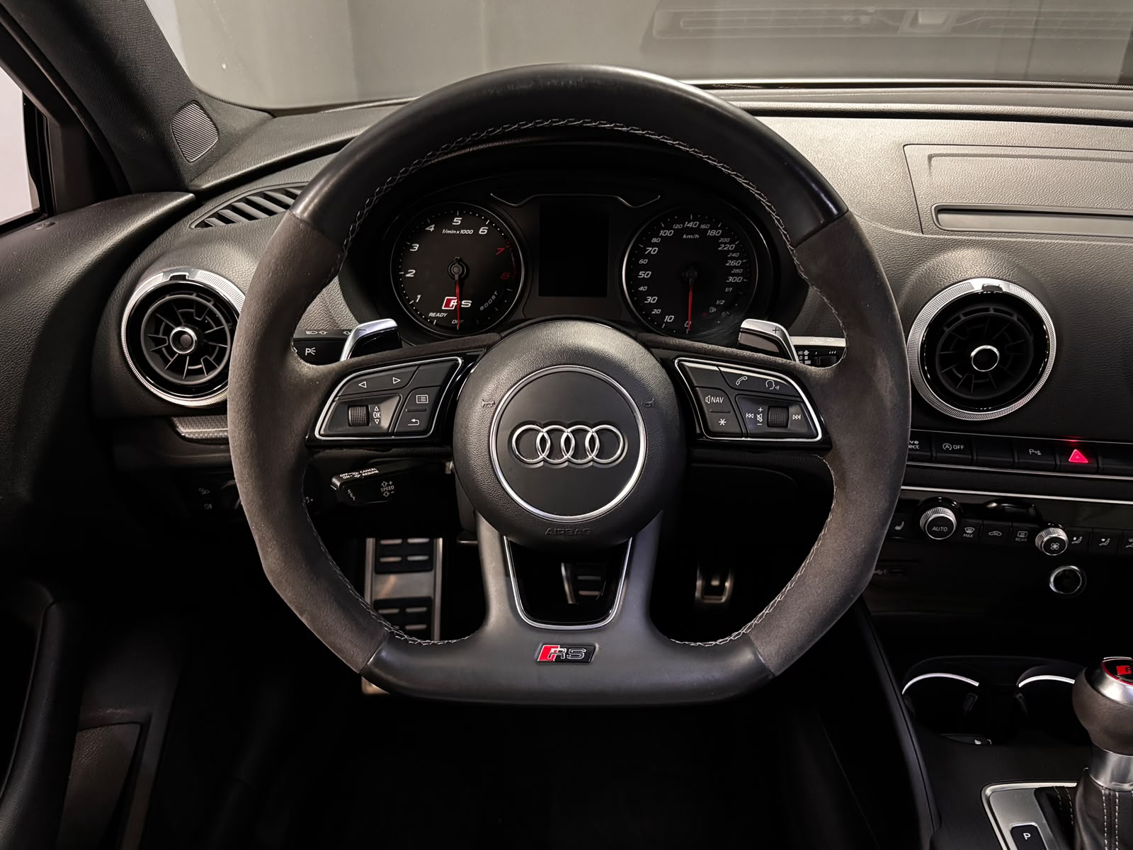 AUDI RS3 2019 - zdjęcie 14