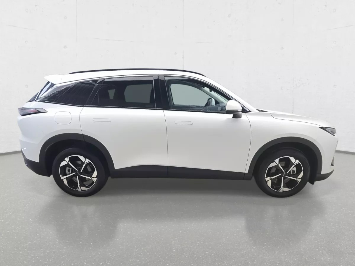 Baic Beijing 5 2025 - zdjęcie 5