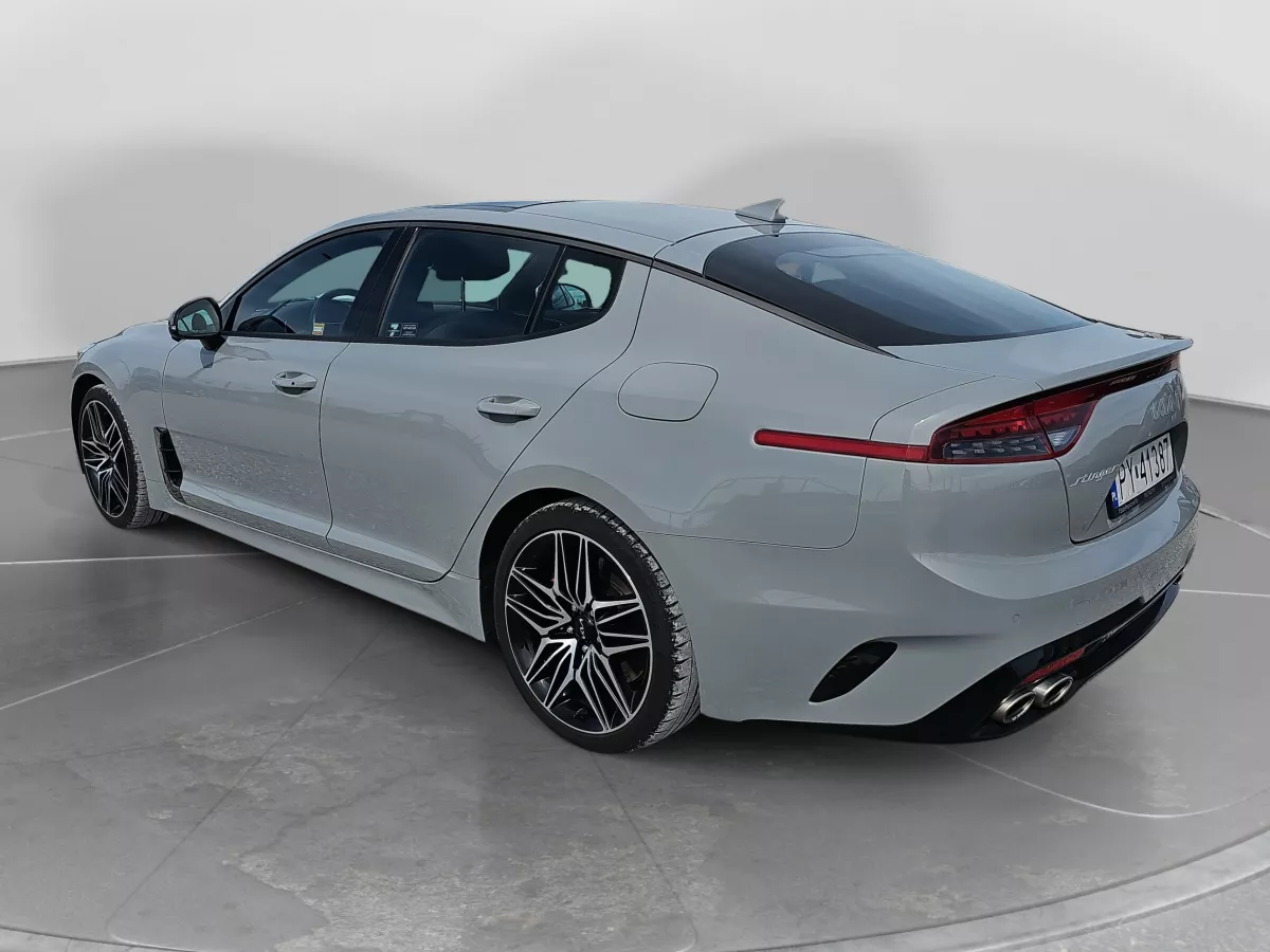 KIA Stinger 2022 - zdjęcie 6