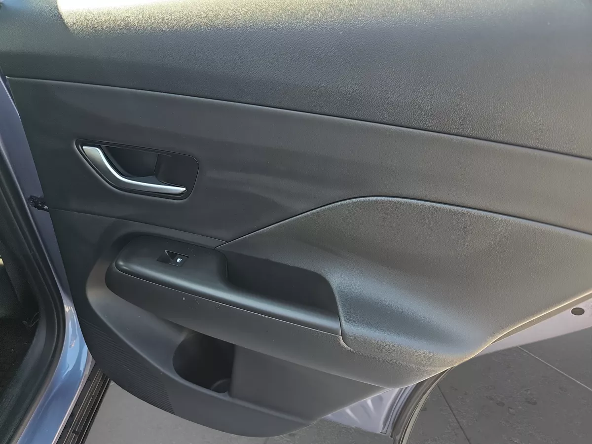Hyundai Kona 2023 - zdjęcie 16