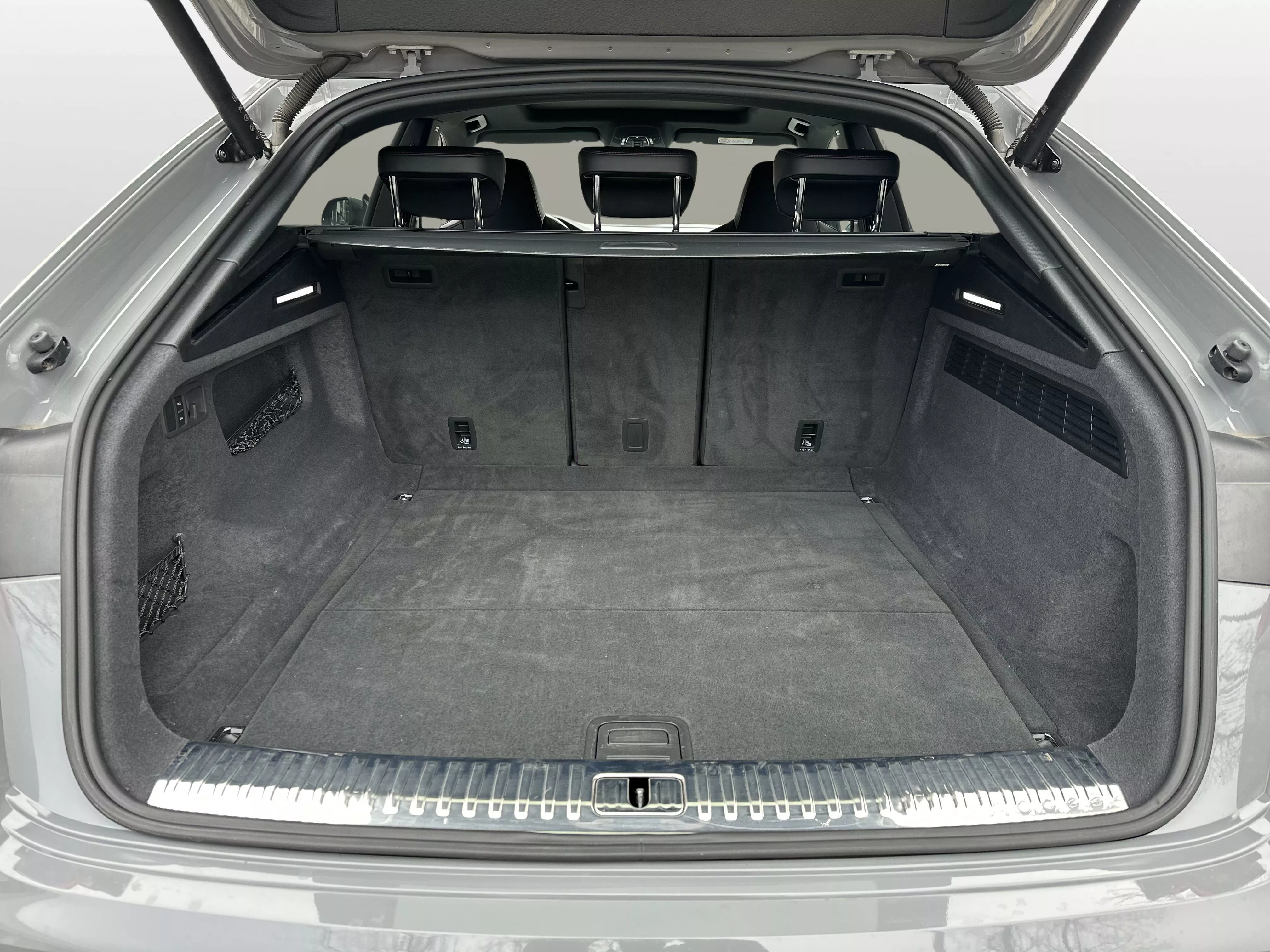 AUDI RS Q8 2023 - zdjęcie 16