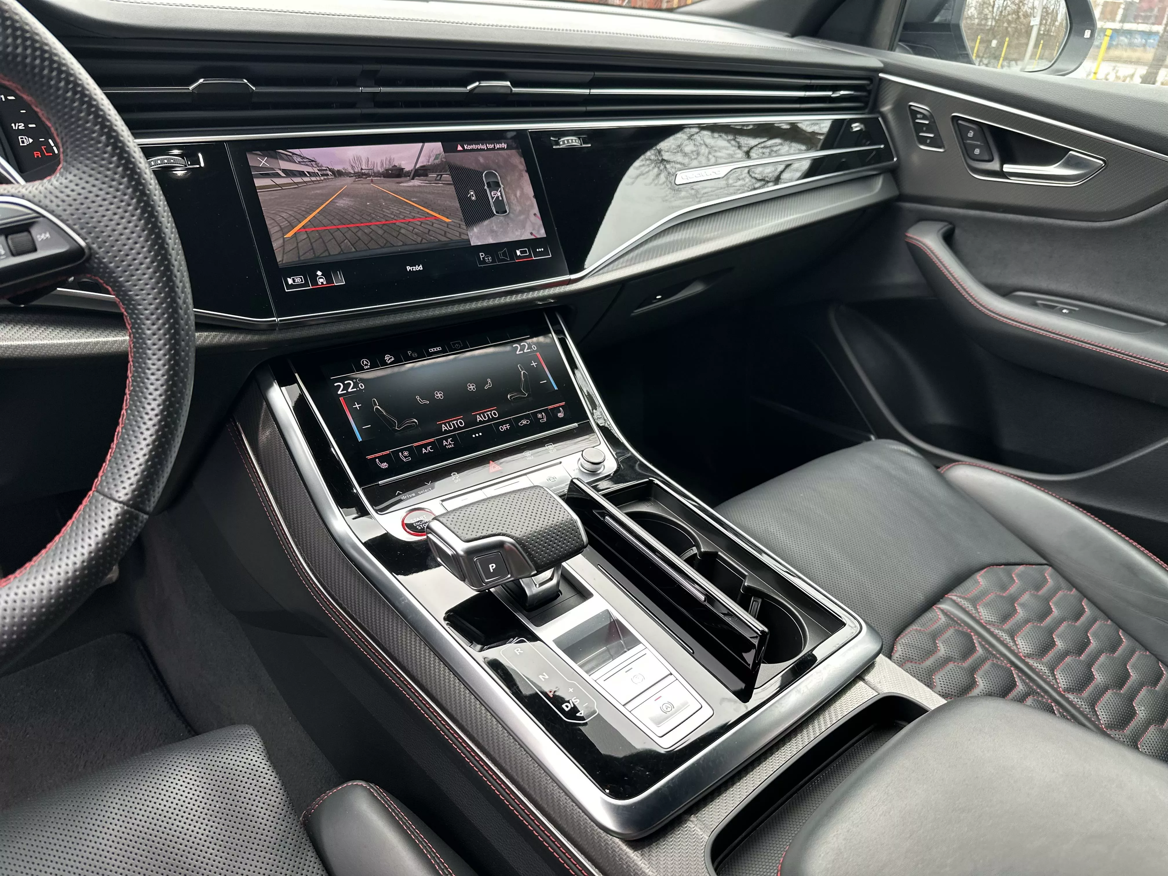 AUDI RS Q8 2023 - zdjęcie 12