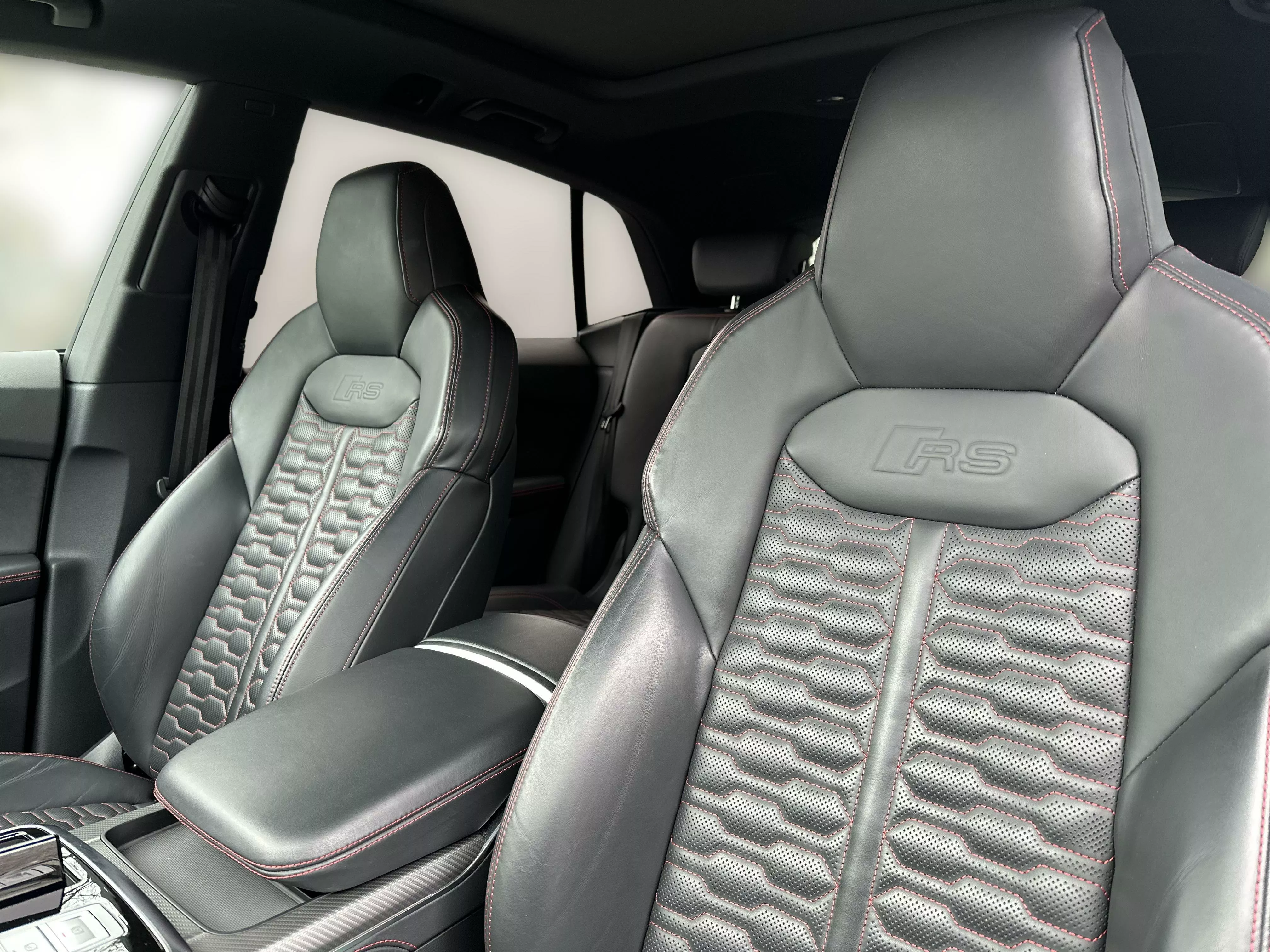 AUDI RS Q8 2023 - zdjęcie 14