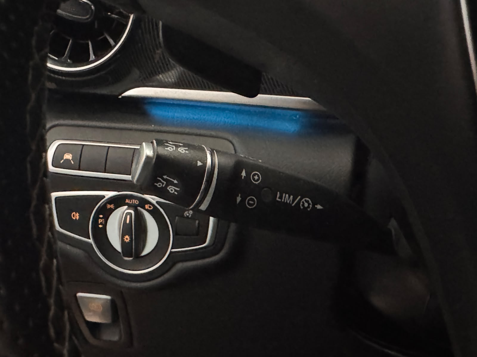 Mercedes-Benz Klasa V 2022 - zdjęcie 15