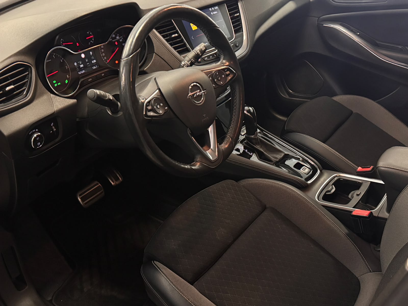 Opel GRANDLAND X 2019 - zdjęcie 11