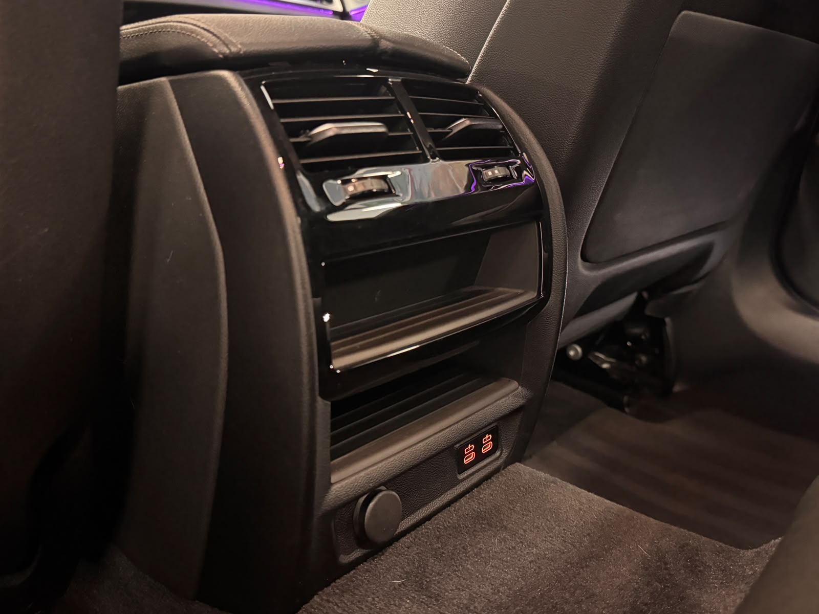BMW Seria 5 2022 - zdjęcie 16