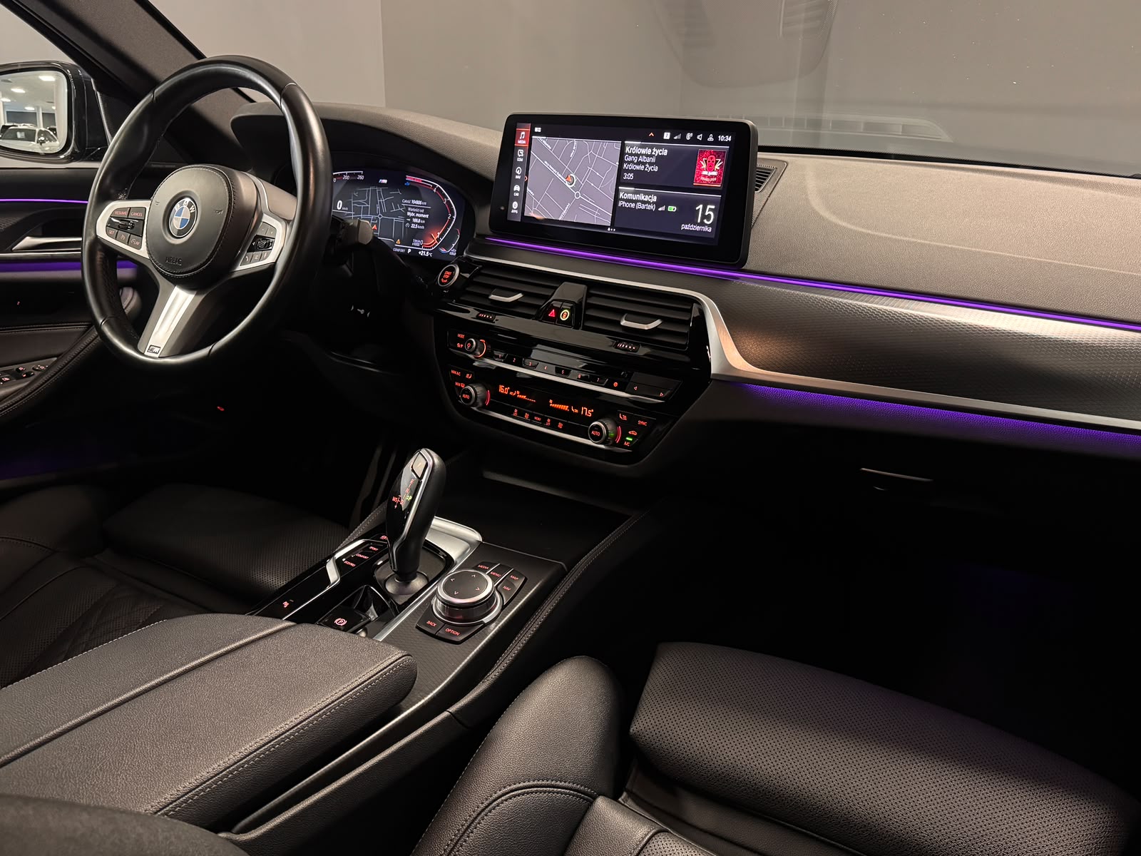 BMW Seria 5 2022 - zdjęcie 12