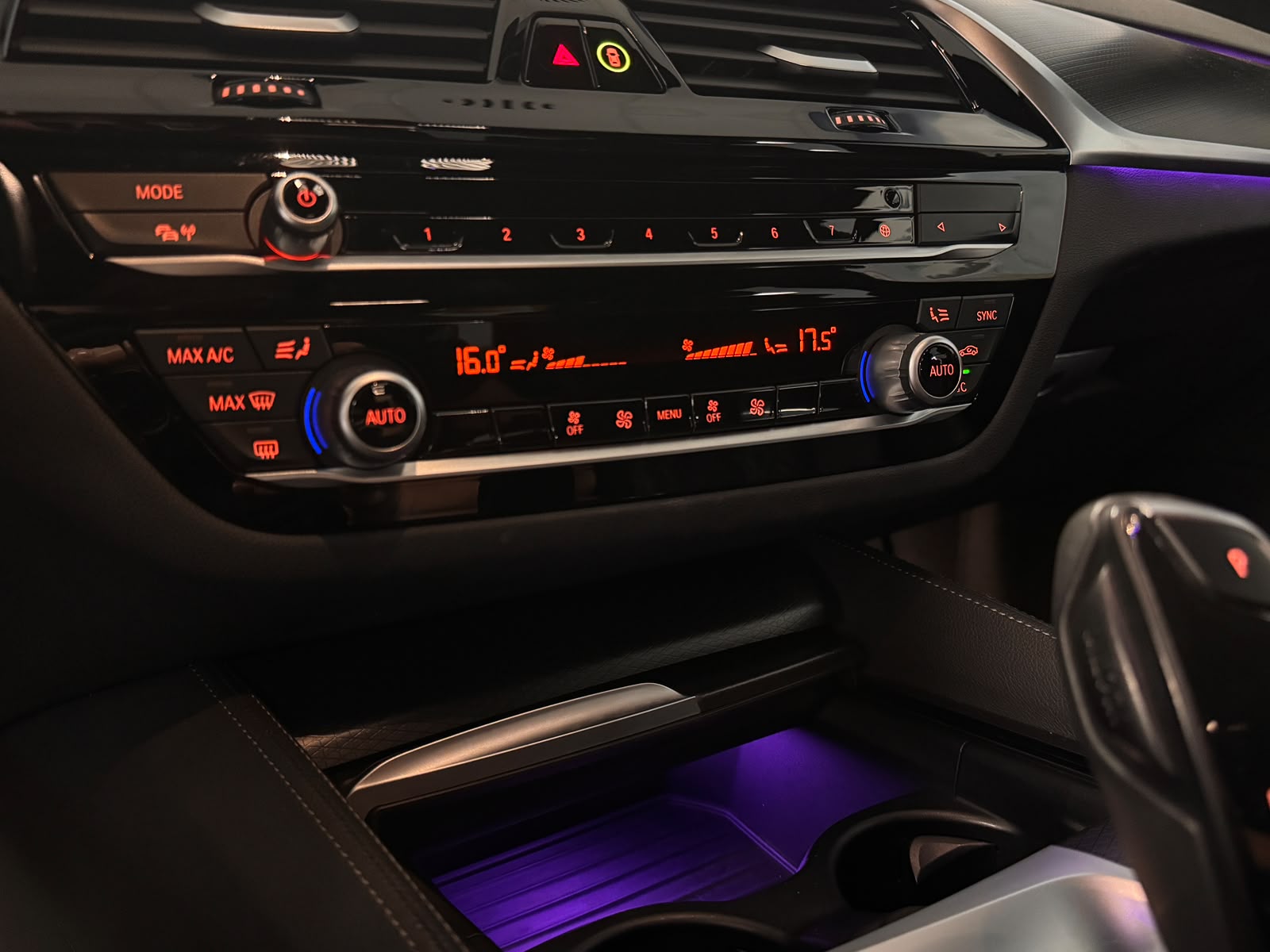 BMW Seria 5 2022 - zdjęcie 13