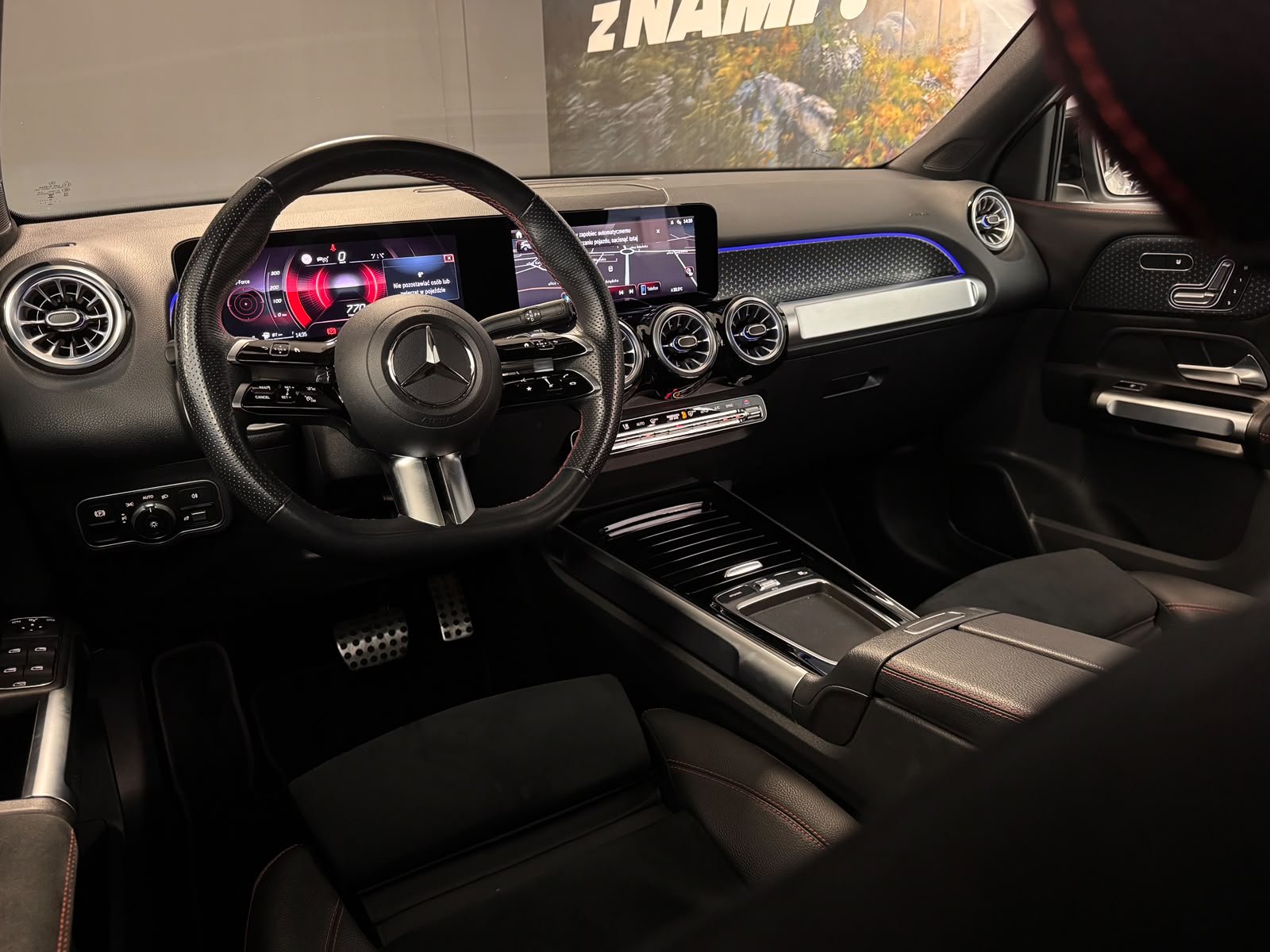 Mercedes-Benz GLB 220 4MATIC 2024 - zdjęcie 9
