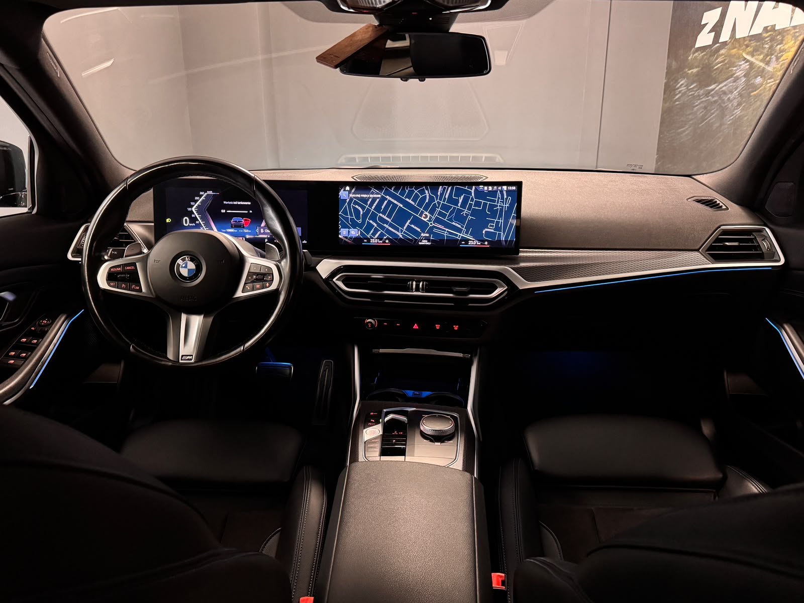 BMW Seria 3 2023 - zdjęcie 10