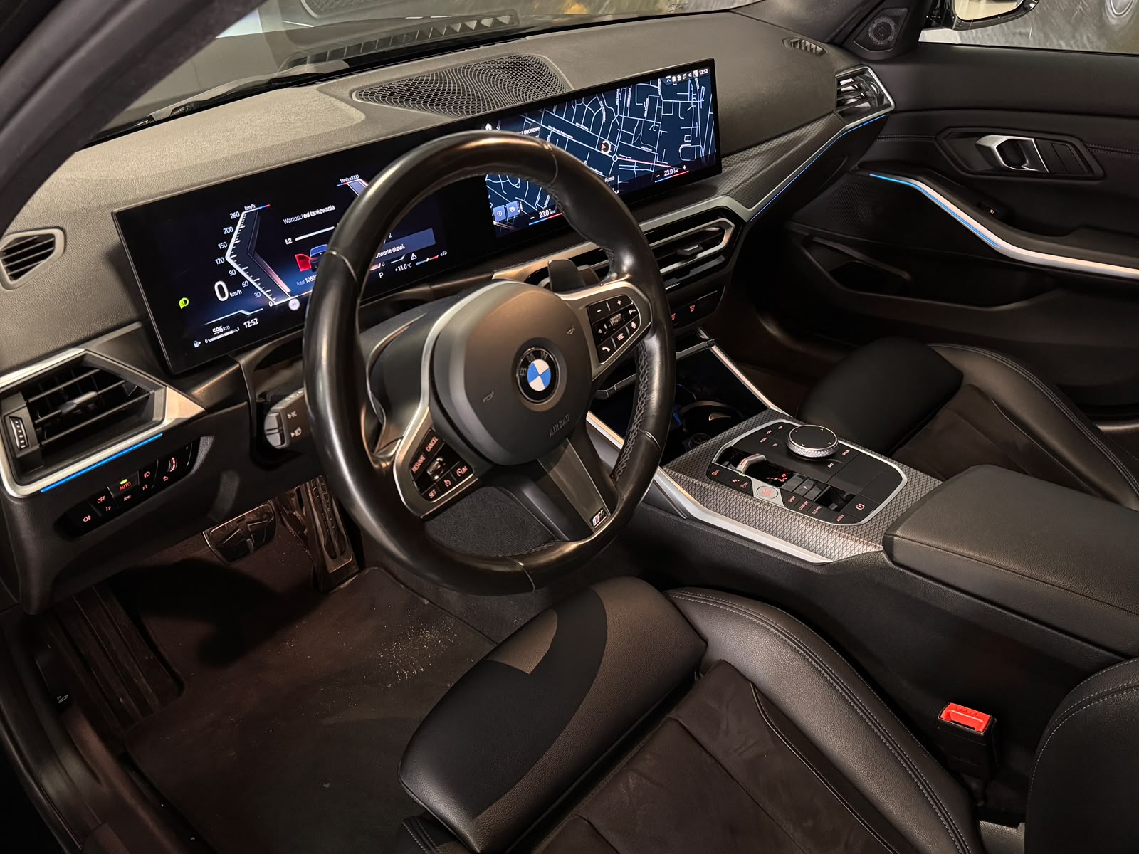 BMW Seria 3 2023 - zdjęcie 9