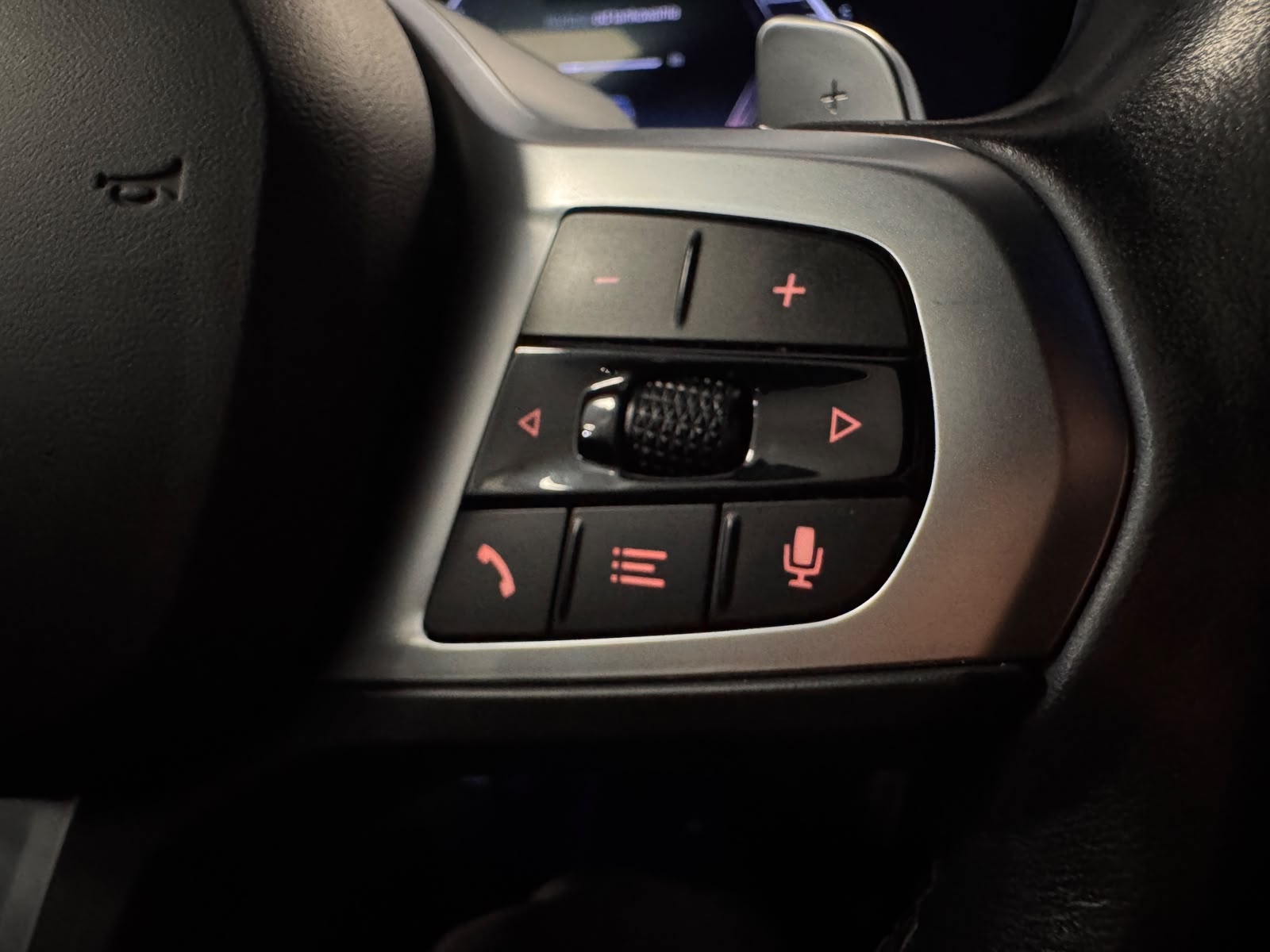 BMW Seria 3 2023 - zdjęcie 14