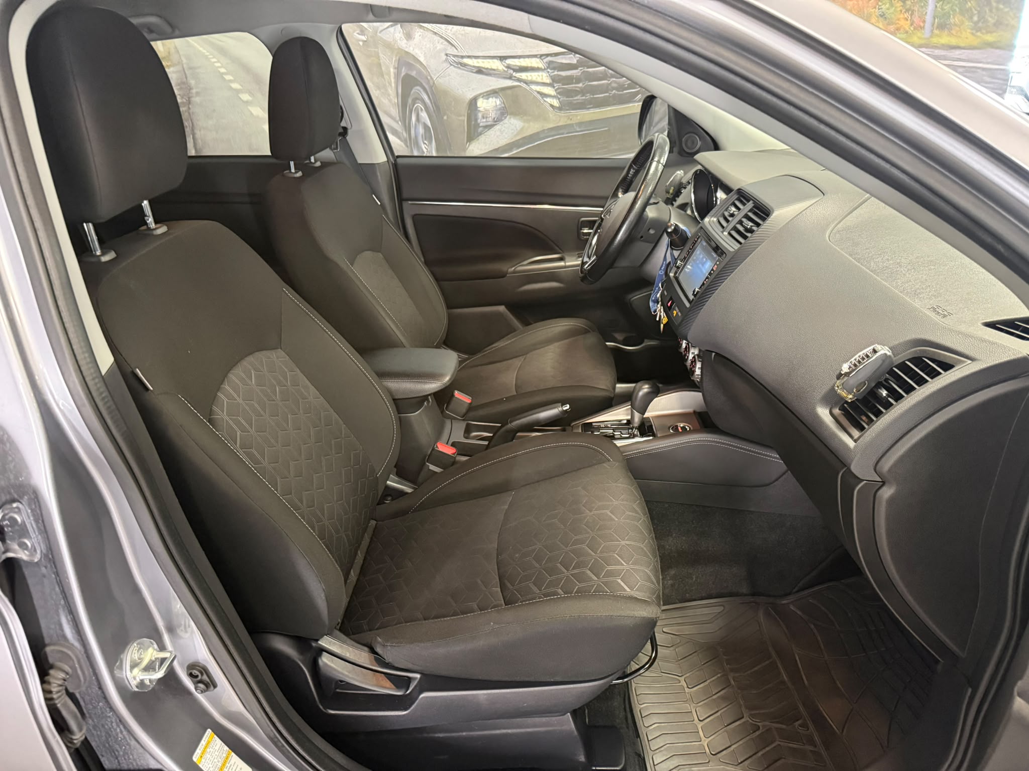 Mitsubishi Outlander Sport 2020 - zdjęcie 25