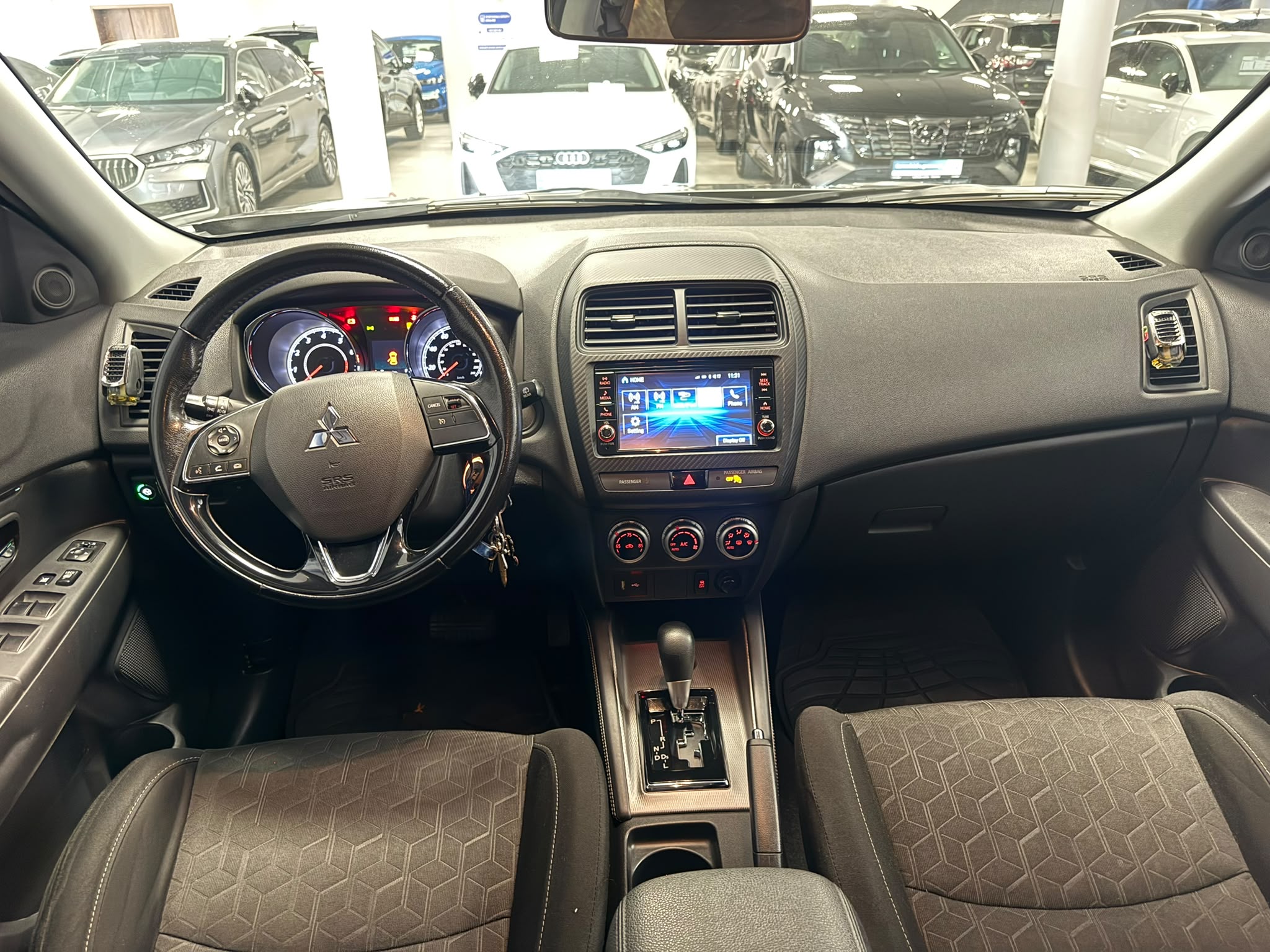 Mitsubishi Outlander Sport 2020 - zdjęcie 11