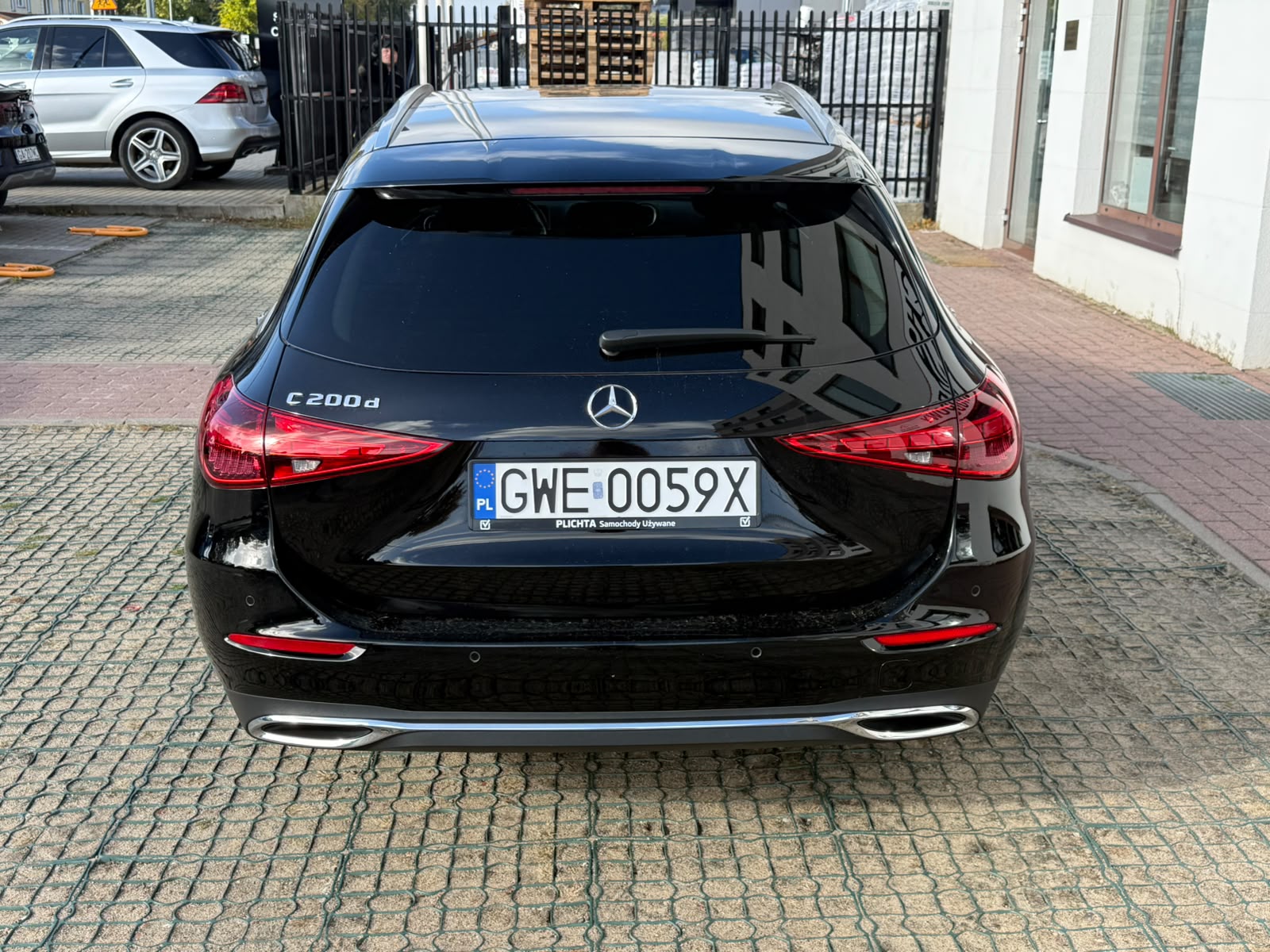 Mercedes-Benz c 200 2022 - zdjęcie 4