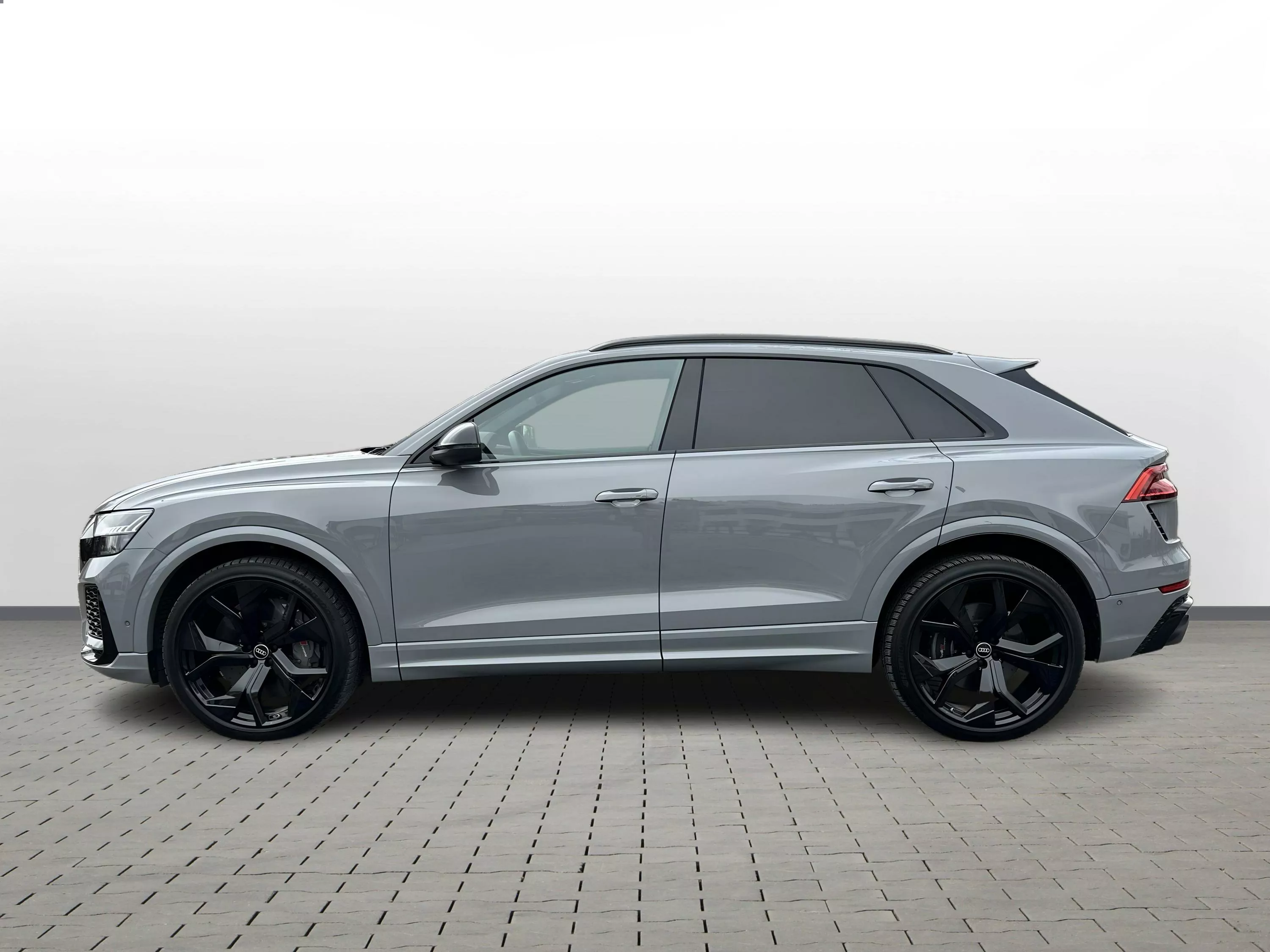 AUDI RS Q8 2023 - zdjęcie 4