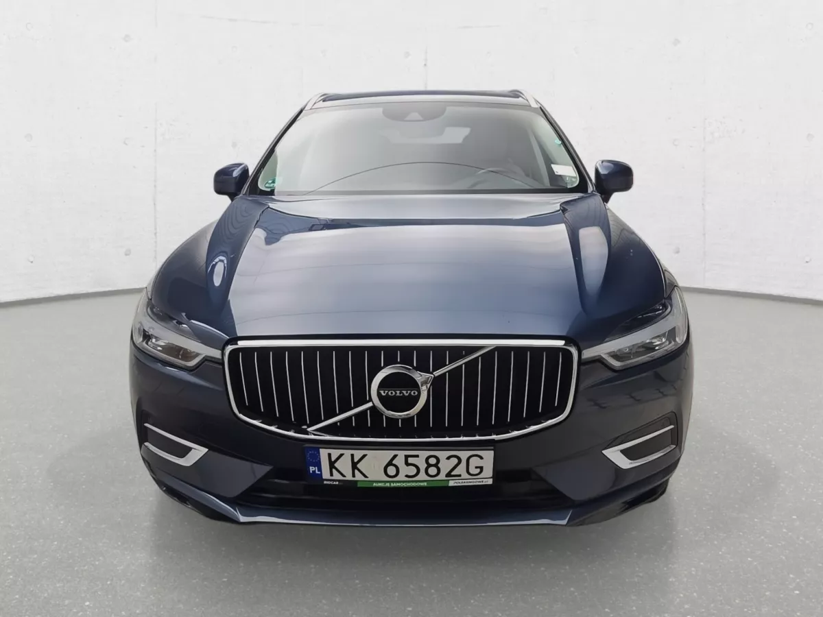 Volvo XC60 2019 - zdjęcie 2